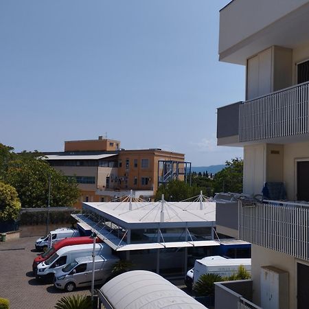 Da Luigi Locazioni Brevi Turistiche Bed and Breakfast Monopoli Kamer foto