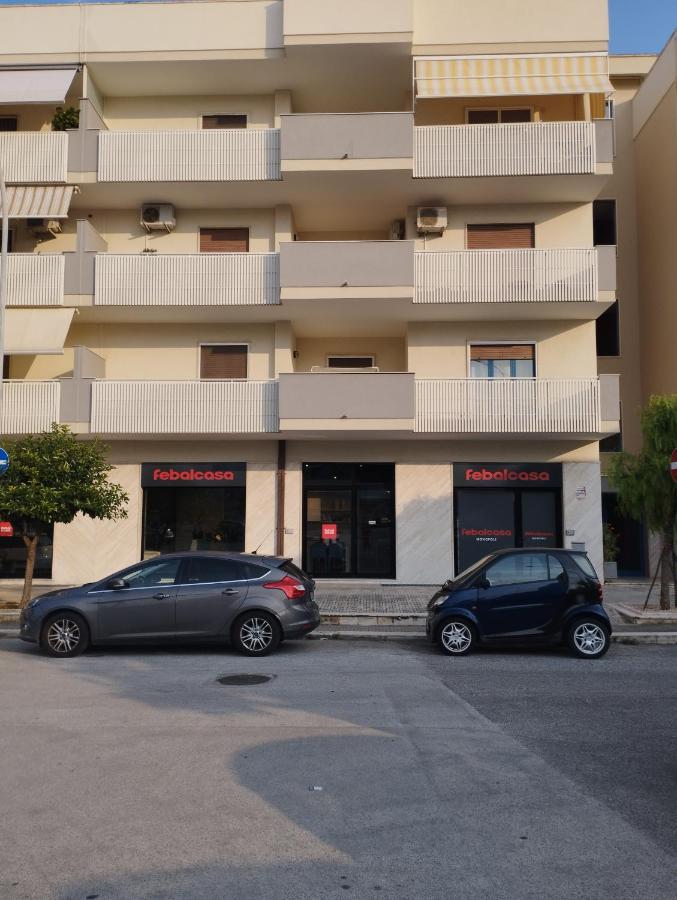 Da Luigi Locazioni Brevi Turistiche Bed and Breakfast Monopoli Buitenkant foto
